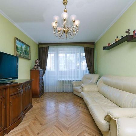 Apartment On Volodymirska 73 Street Киев Экстерьер фото